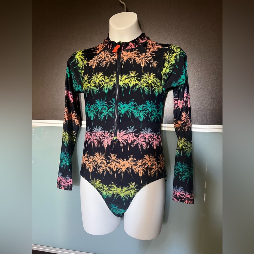 JCrew girls rash guard